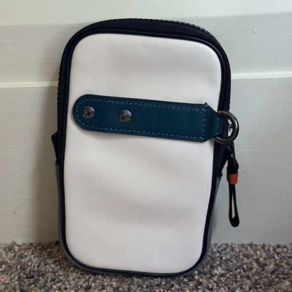 Genuine Men's COACH North South ColorBlock Leather Belt Bag Pouch Wallet - Picture 2 of 14